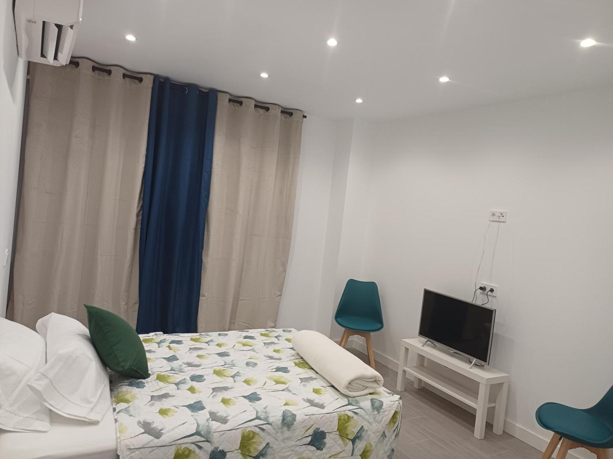 Estudios Nuevos Madrid Centro ภายนอก รูปภาพ