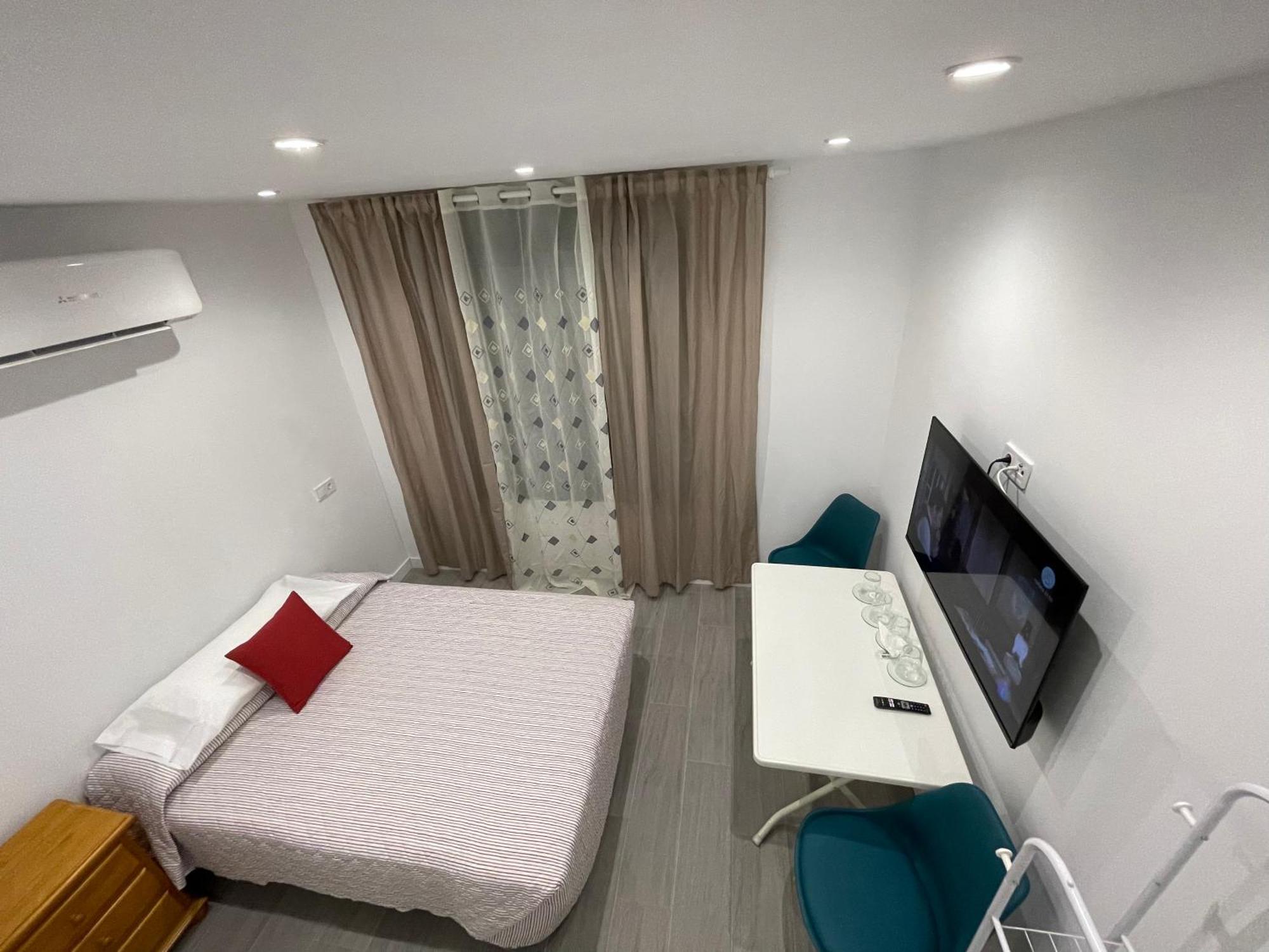 Estudios Nuevos Madrid Centro ภายนอก รูปภาพ