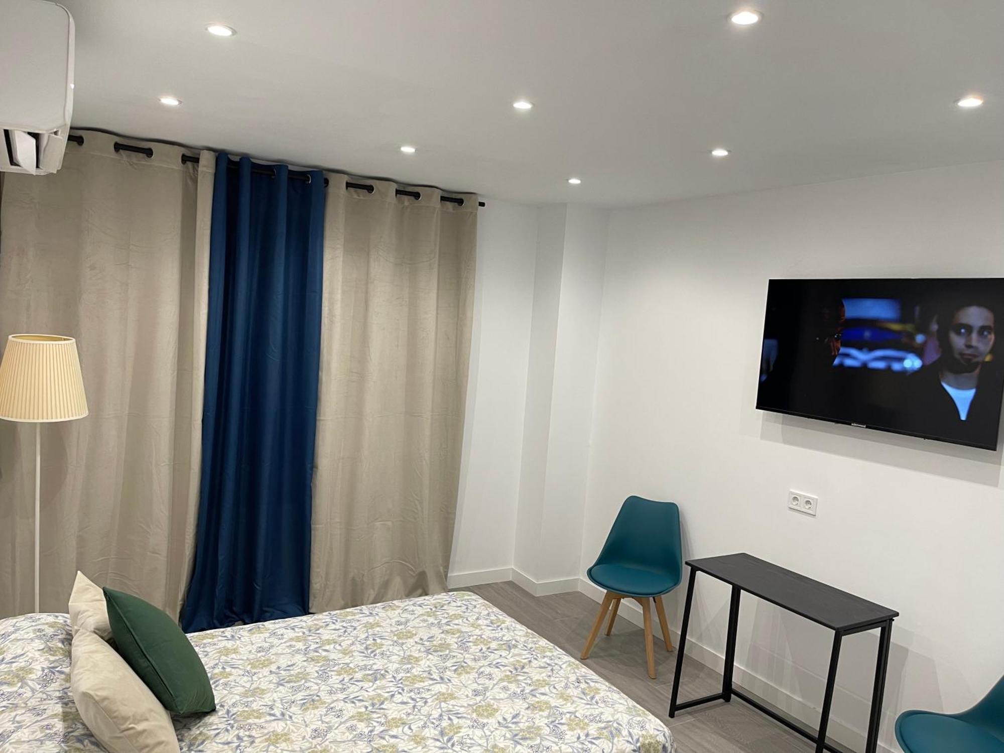 Estudios Nuevos Madrid Centro ภายนอก รูปภาพ